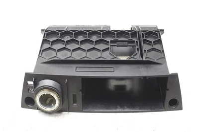 Mercedes-Benz SLK 55 AMG 2007 consola central cenicero bandeja de cenizas 1716800152 05-11 Foto 1 de 4