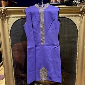Ancienne Robe En Tissu Crêpe Souple Broderies Années 1960 95 Cm - Imagen 1 de 6