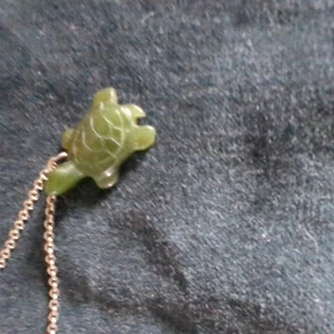 Jade Tortoise Vintage Necklace Silver Tone Chain - Picture 1 of 21