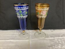 2 Alte Gläser bemalt mit Blumen Weinglas mit Goldrand Blau und Gelb Vintage
