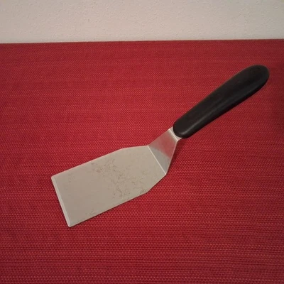 Pampered Chef Large Serving Spatula Item # 2626 - Image 1 of 4