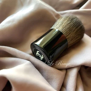 CHANEL LES PINCEAUX DE CHANEL Kabuki Brush brand new ( newest version) authentic - Picture 1 of 6