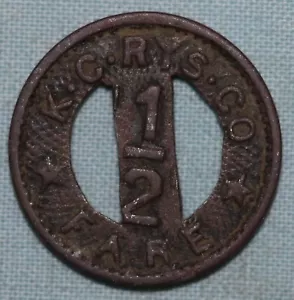 Kansas City, Mo. Railways K. C. Rys. Co 1/2 Fare token error~One side is skewed - Foto 1 di 2