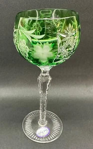Cáliz de vino de cristal de plomo con carcasa de vidrio cortado verde esmeralda/Ofnah transparente Hungría - Imagen 1 de 6