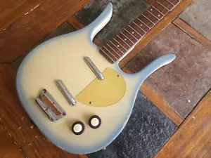 Danelectro Longhorn '58 bass short-scale reissue '90s - blue - Picture 1 of 16