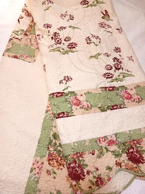 Pretty King Patchwork Quilt Rose Pink & Spring Green Flowers Embroidered Birds - Image 1 of 4