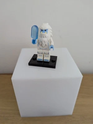 LEGO Minifigures Series 11 - Yeti 100% COMPLETE - Image 1 of 2