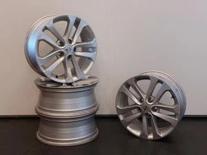 17X7J felgensatz für NISSAN JUKE (F15) 1.5 DCI GASOLEO 2010 66.1mm 5x114.3 - Picture 1 of 24