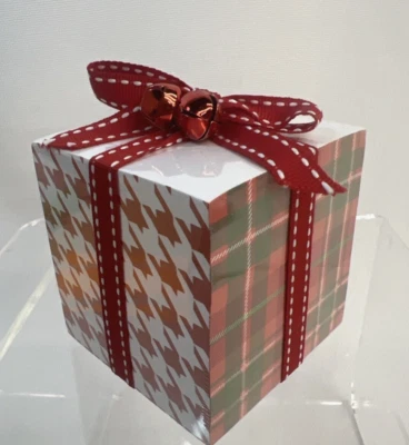 NEW Sealed Hallmark Memo Pad Block Red Plaid Houndstooth Christmas desktop paper - Image 1 of 4