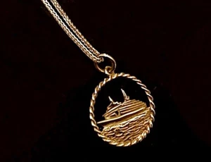 Estate vtg 80s90s 10K? YG Ship QE2 Queen Eliz 2 PENDANT /20" VERMEIL neckchain - Picture 1 of 13