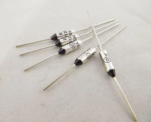 10pcs Thermal Fuse Fuses 128°C 128 Degree TF Cutoff Cut-off 10A AC 250V New - Picture 1 of 9