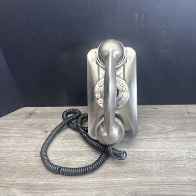 Teléfono Pottery Barn Grand Wall Teléfono Plateado Años 90 Estilo Retro con Cable Foto 1 de 4