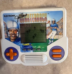 John Elways Quarterback Football Tiger elektronisches Videospiel GETESTET - Bild 1 von 4