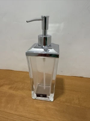 NUEVO HOTEL BALFOUR VIDRIO TRANSPARENTE JABÓN CUADRADO, DISPENSADOR DE LOCIÓN, BOMBA PLATEADA Foto 1 de 4