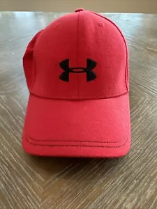 Red Under Armour Hut - Bild 1 von 3