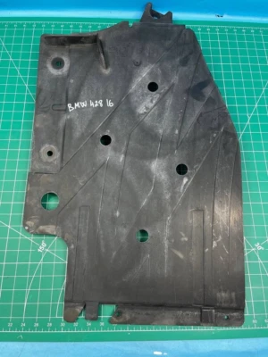 15-16 BMW 428i Gran Coupe REAR LEFT DRIVER SIDE LOWER UNDERBODY SPLASH SHIELD - Image 1 of 4