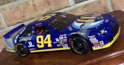  Ertl Prestige BILL ELLIOTT THUNDERBIRD #94 McDonalds Mac 1:18 Nascar Diecast  Foto 1 de 4