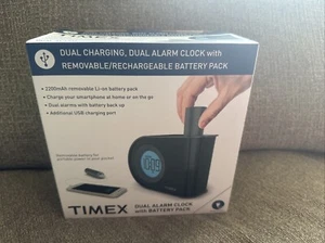 Timex T402 Dual Alarm Clock With Removable/Rechargeable USB Battery Pack Charger - Picture 1 of 8