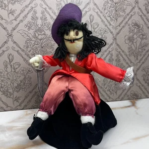 Muñeca Topsy Turvy de colección Capitán Garfio y Peter Pan COMO ESTÁ Sin Campanilla - Imagen 1 de 13