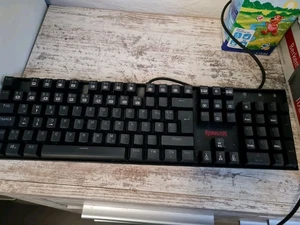 redragon Vara gaming Tastatur - Bild 1 von 2