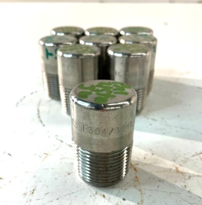 PLUG | Solid Round Head | 1" Pipe Size | Stainless Steel F304/304L | (LOT of 3) - Image 1 of 4