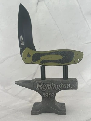 Navaja de bolsillo Kershaw Blur 16700LBlK mango de aluminio oliva y negro Foto 1 de 4