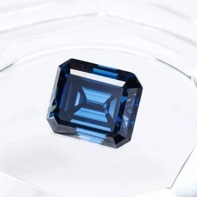 5 Ct Fancy Royal Blue Color Emerald Cut VVS1 Diamond Premium Quality Gemstone - Image 1 of 4