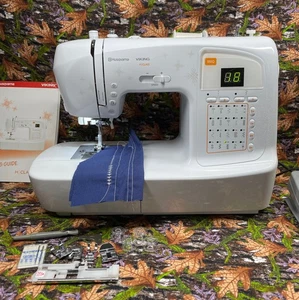 Husqvarna Viking H Class 100Q Sewing and Quilting Machine In Original Box - Picture 1 of 7