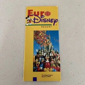 EuroDisney Resort Paris ¡La magia comienza el 12 de abril de 1992! folleto promocional - Imagen 1 de 4
