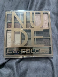 LA Colors, Color Luxe Eye Shadow Palette: Color Block Eyeshadow #CES135 NUDE - Picture 1 of 2