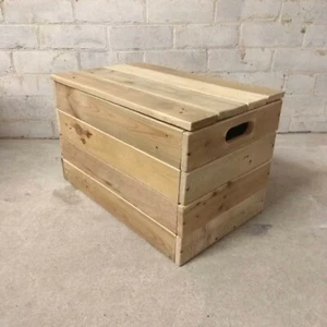 Handmade Reclaimed Wood Rustic & Chic Wooden Storage Toy Box - Picture 1 of 7