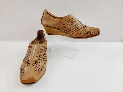 Sapato salto cunha Pikolinos La Palma feminino tamanho 7 UE 38 marrom recorte geométrico - Imagem 1 de 4