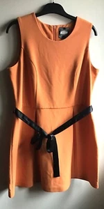 Talla 18 ¡Gran vestido para un partidario de los lobos! Naranja con corbata negra de NEXT. WWFC - Imagen 1 de 9