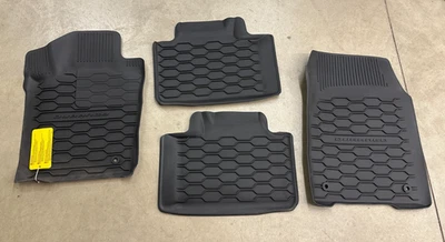 Alfombrillas de goma para todo tipo de clima Dodge Durango Mopar 2013-2015 82213747  Foto 1 de 4