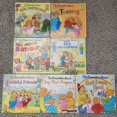 The Berenstain Bears Book Lot Mix 3 Stan & Jan, 4 W/ Mike Like New Living Lights - Image 1 of 4