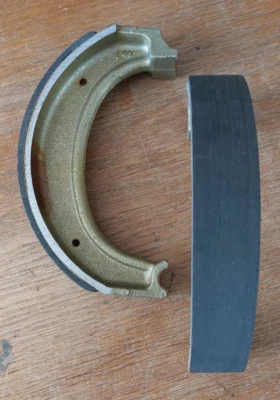 BMW  R100 R80 R65 45 R90 R75 Bremsbacken hinten - Bild 1 von 2