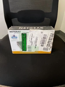 NetGear ProSafe Plus (GS105E-100NAS) 5-Ports External Ethernet Switch - Picture 1 of 6