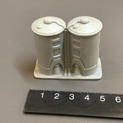 CAV: Strike Operations Battlefield Terrain Medium Storage Tanks #72613 Figures - Image 1 of 3