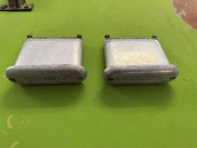 Vintage Offenhauser Valve Cover Breathers Lot Of Two In Good Original Condition - Image 1 of 4