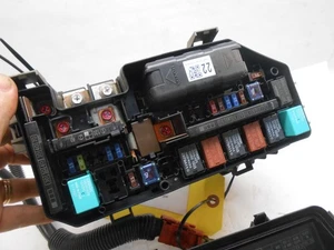 2010 Honda Accord Fuse Box OEM 53232 / TA6-A0 / TA6-A0907130929 GL0497 - Picture 1 of 7