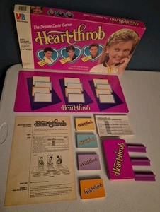 Juego de mesa Heart Throb 1988 vintage Milton Bradley - mayormente completo - *LEER - Imagen 1 de 13
