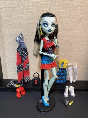 Muñeca Monster High Frankie Stein I Love Fashion EXCELENTE Estado Foto 1 de 4