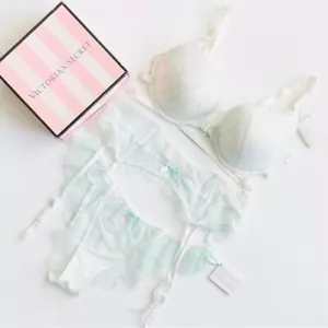 VINTAGE 34D LARGE Victoria’s Secret 3PCS bridal bra set garter belt panties - Picture 1 of 7