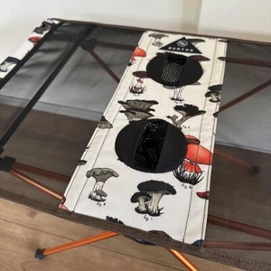 × Grande table Agnès Burton Helinox × One SHROOMS - Photo 1/12
