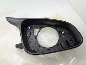 NEW Genuine BMW 3-series F30 F80 M3 4-series F32 F83 M4 RH Mirror Frame Mount - Picture 1 of 2