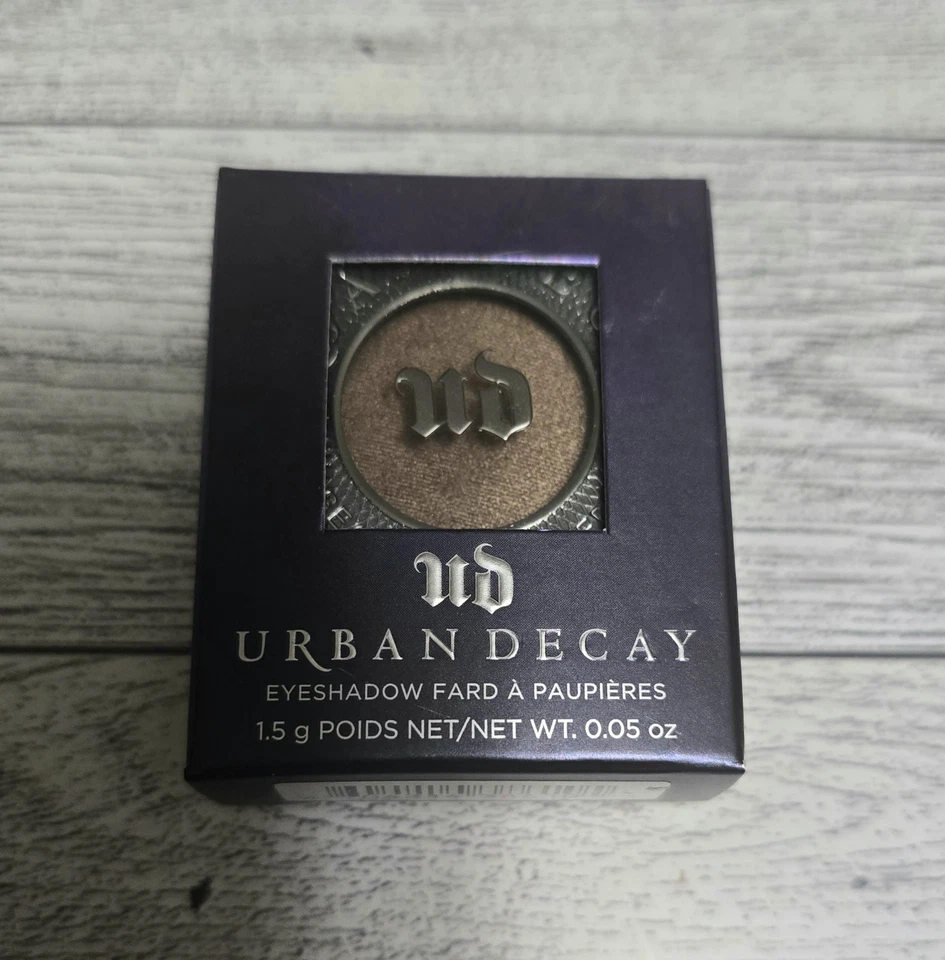 Urban Decay Snakebite Eyeshadow Single Brown Shimmer Full Size .05 oz Ultra Rare - Image 1 of 1