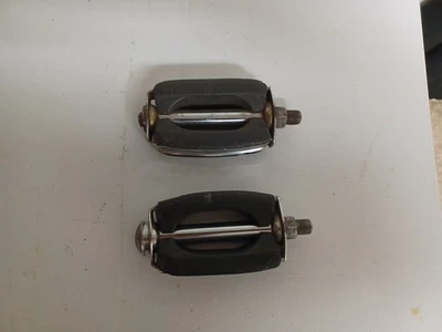 Nuevo de Lote Antiguo Pedales de Arco Schwinn Triángulo 1/2" Bloque Raya Años 60 70 Foto 1 de 4