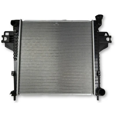 Radiador 2975C Global Parts Distributors para Jeep Liberty 07 Foto 1 de 4