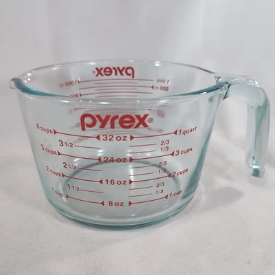 Pyrex Glass 4 Cup Measuring USA Made Spout Handle Red 1 L 32 oz Microwave Safe - Image 1 of 4