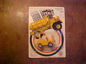 ZEE TOYS MINI MACKS FORKLIFT 1976 MOC - Bild 1 von 7